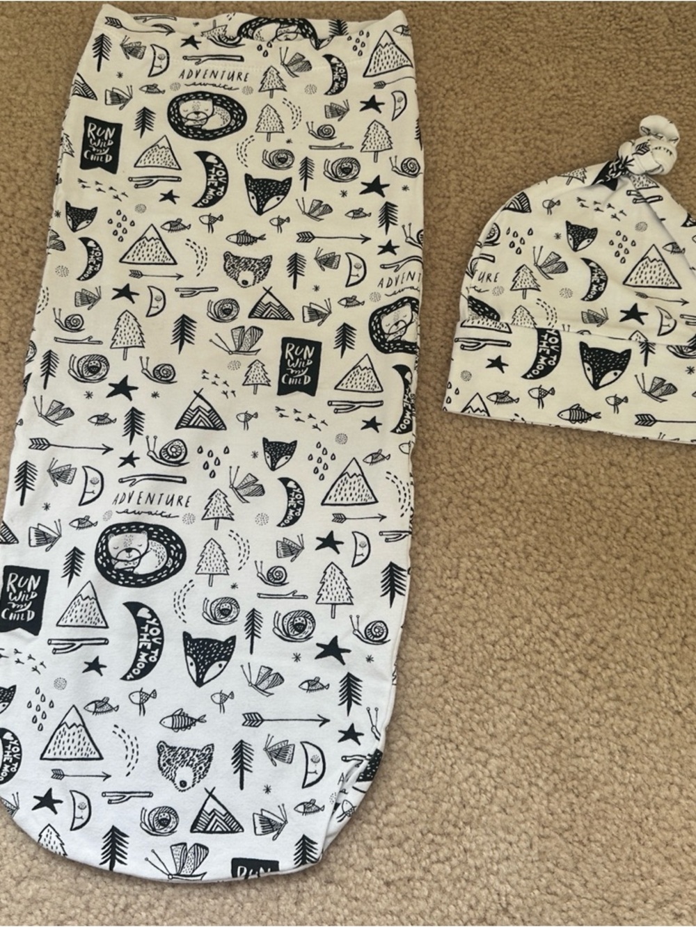 Newborn set swaddle and hat!